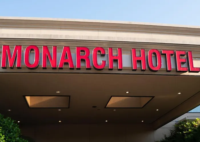 Top Romantic Hotels with Private Jacuzzi in Portland