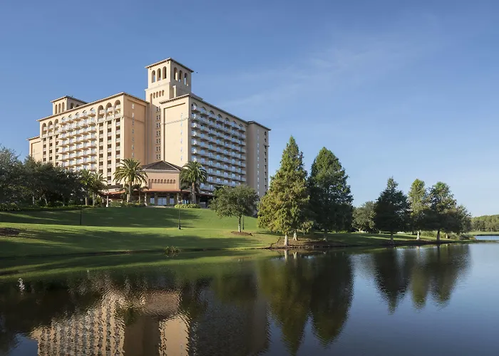 Top Hotels with Shuttle Service to Universal Orlando