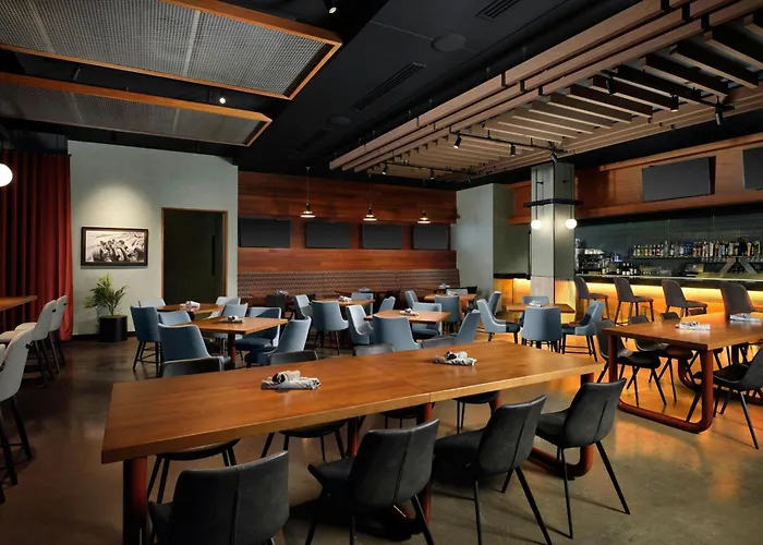 Premier 5 Star Hotels in Downtown Indianapolis